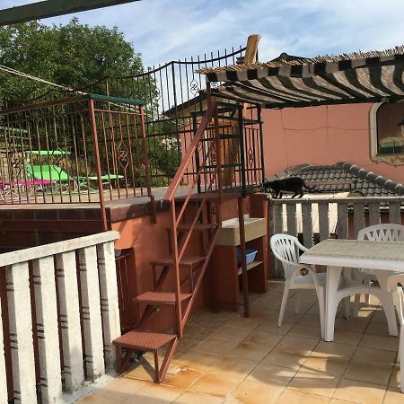 La Casa Di Zoe Apartamento Uscio Exterior foto