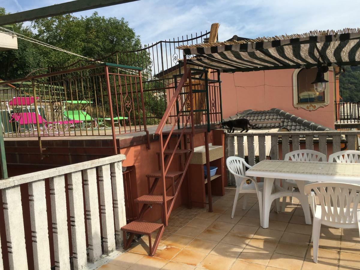 La Casa Di Zoe Apartamento Uscio Exterior foto