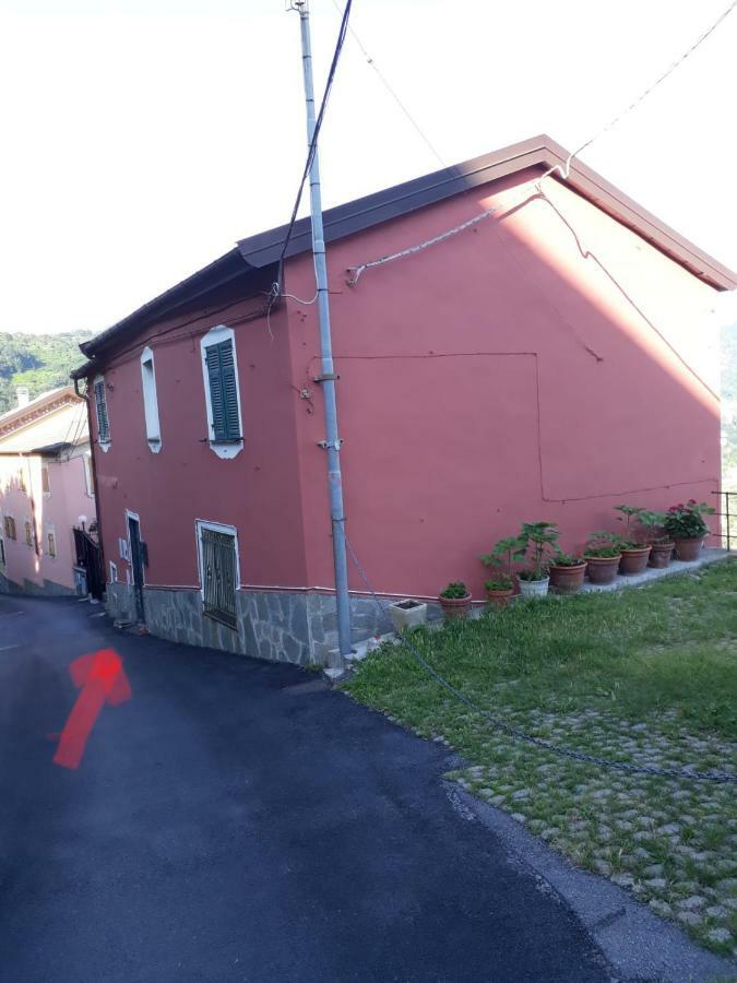 La Casa Di Zoe Apartamento Uscio Exterior foto