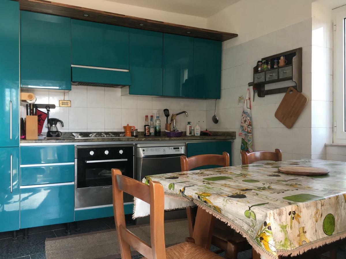 La Casa Di Zoe Apartamento Uscio Exterior foto